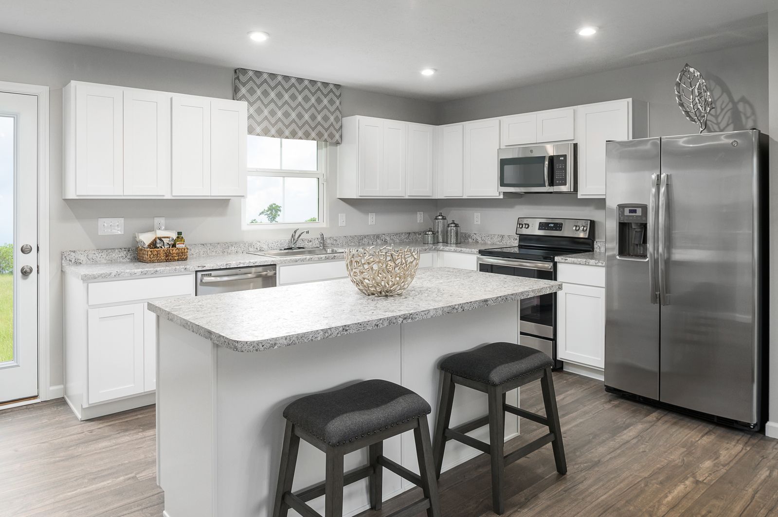 OPEN CONCEPT KITCHEN WITH ALL APPLIANCES INCLUDED WILL SAVE YOU MONEY