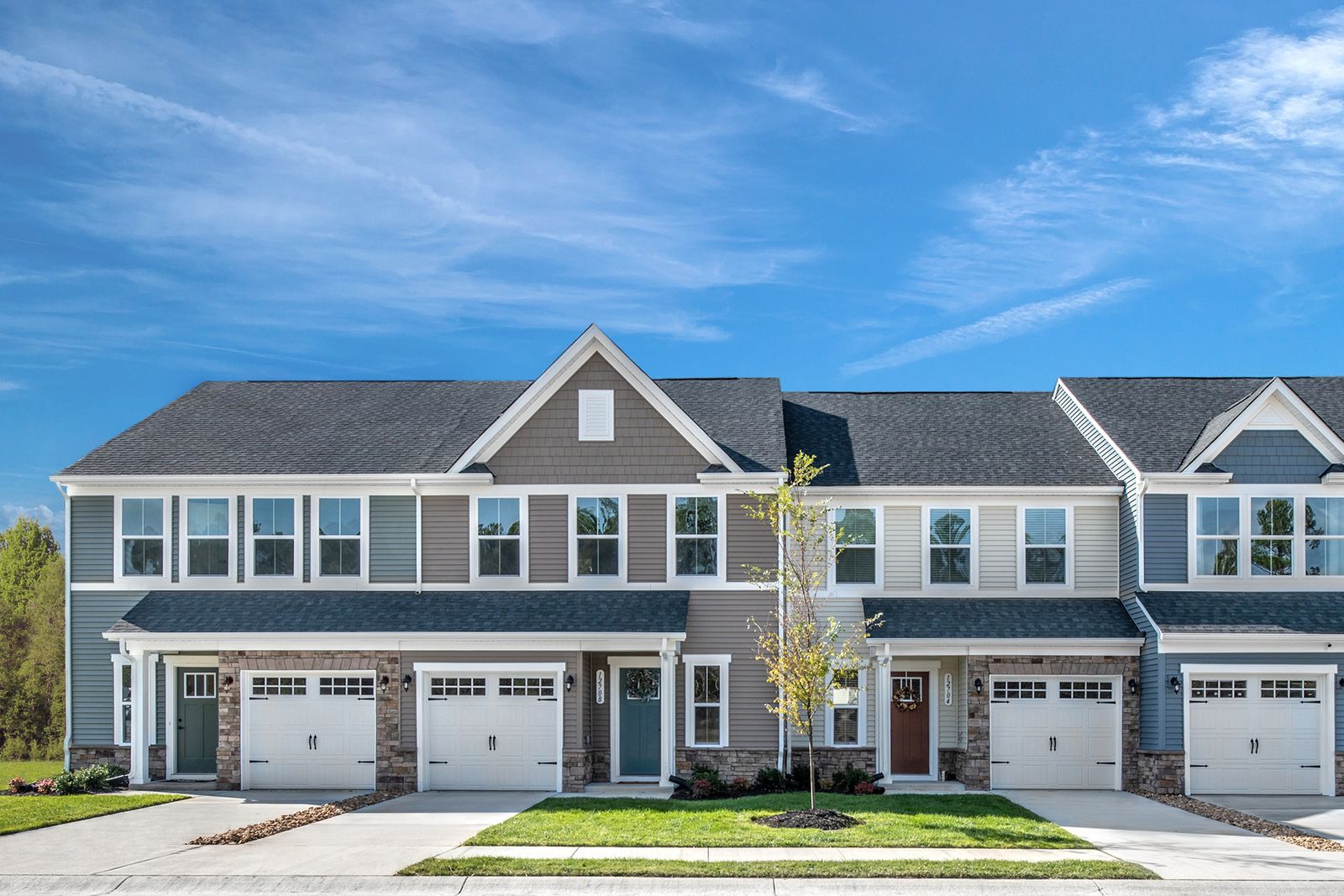 come see why so many have already made Meadow Run Towns their new home!