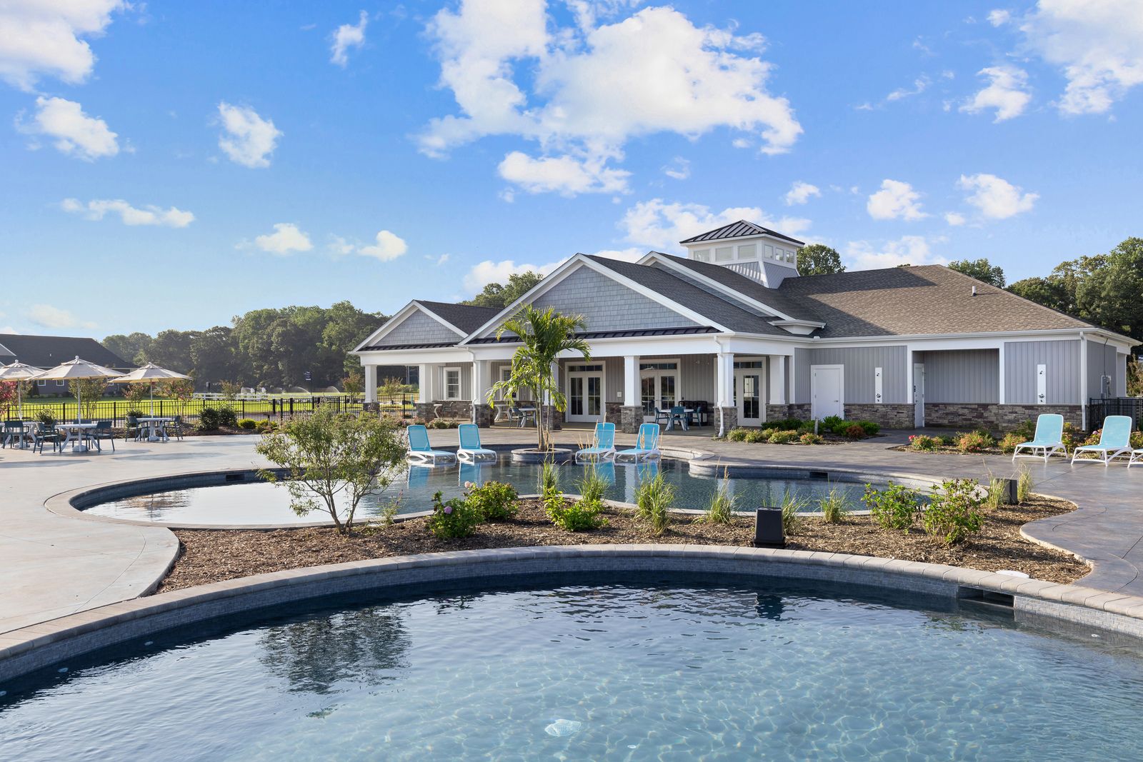 welcome to middle creek preserve:Middle Creek offers the lowest priced new homes in an established Lewes community with resort amenities. Schedule your visit!