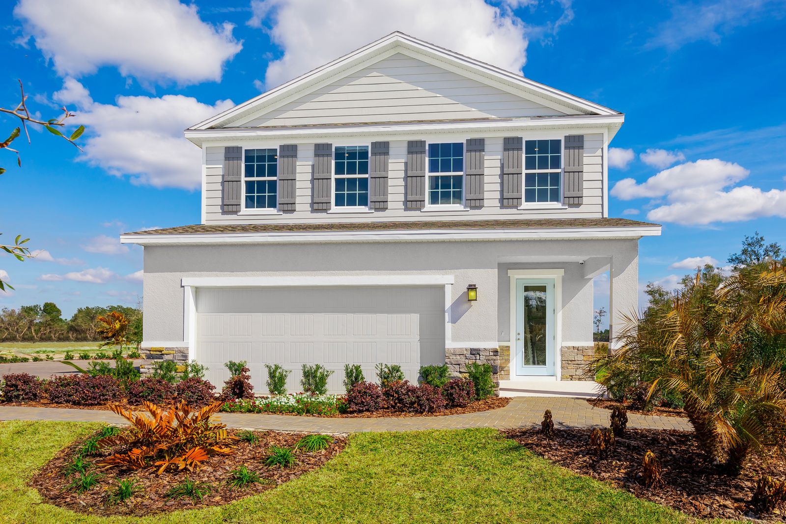 Welcome Home to Summerwoods in Parrish Florida:Spacious new homes with family-friendly amenities surrounded by nature. You pick your homesite, floorplan and designer finishes - we make it so easy. Schedule a visit to learn more!