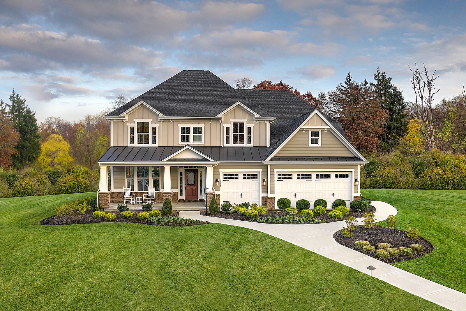Welcome Home to Hawkins Crest:The most level home sites in Pittsburgh. 3/4+ acre in size and offering estate single family homes. High-end finishes and 3-car garage included. Click here to schedule your visit.