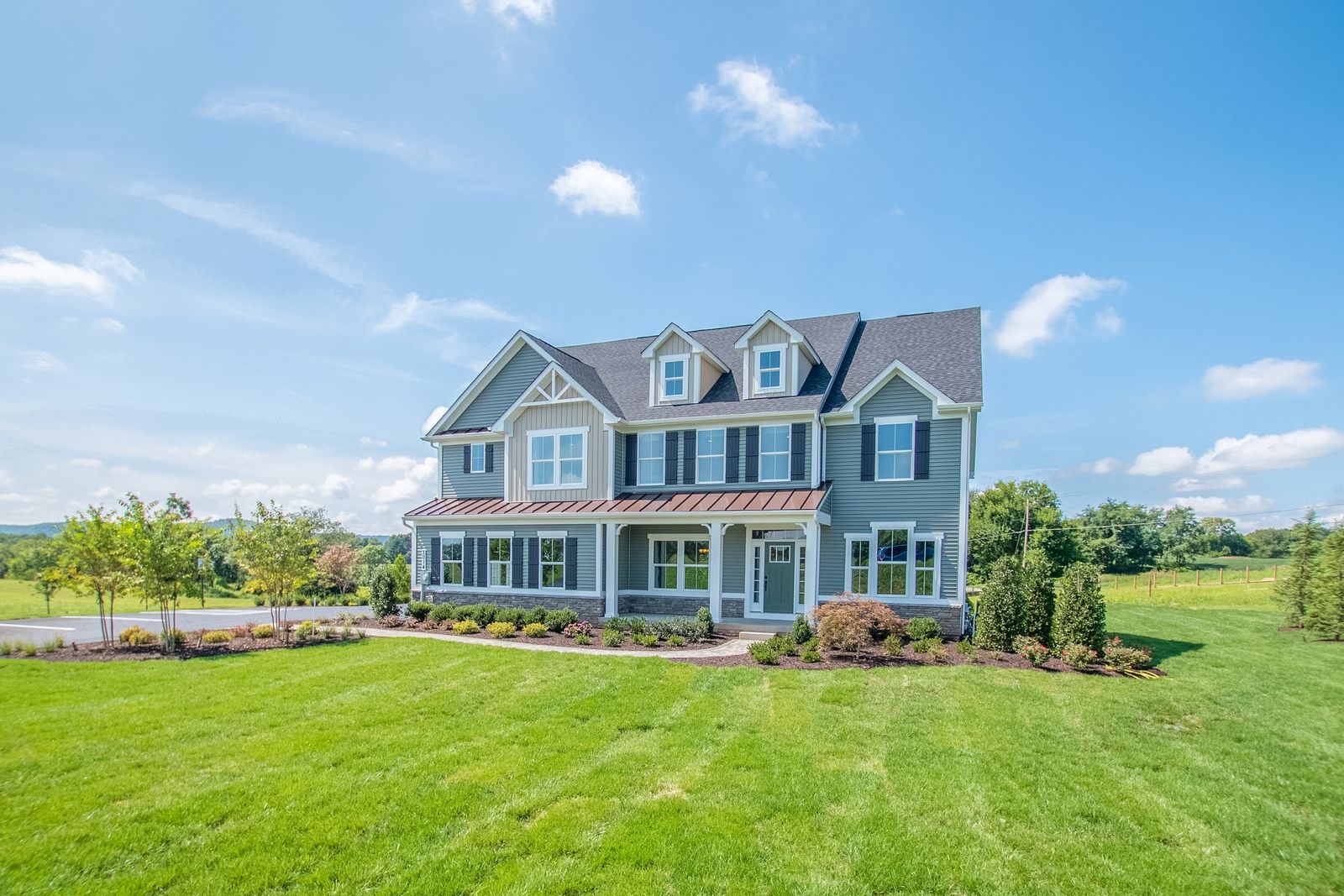 Stray Winds Farm - Estate Homes