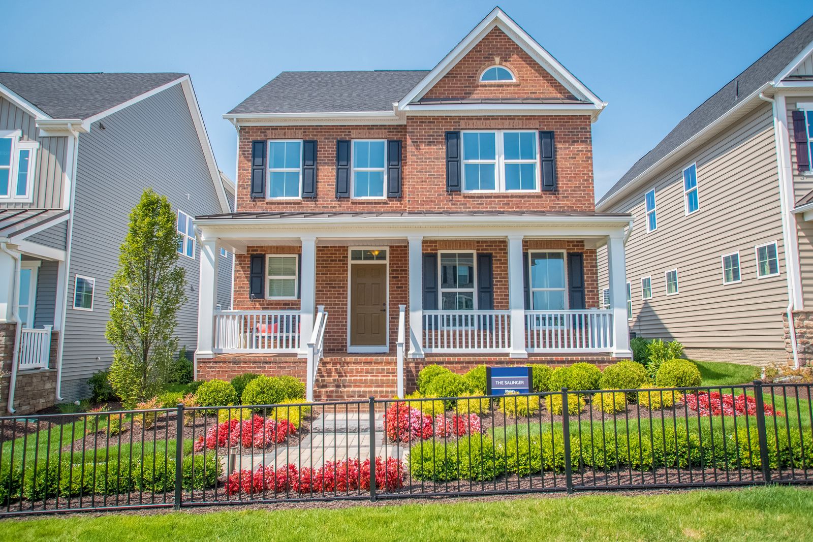 Bentley Park - Neo-Traditional Homes
