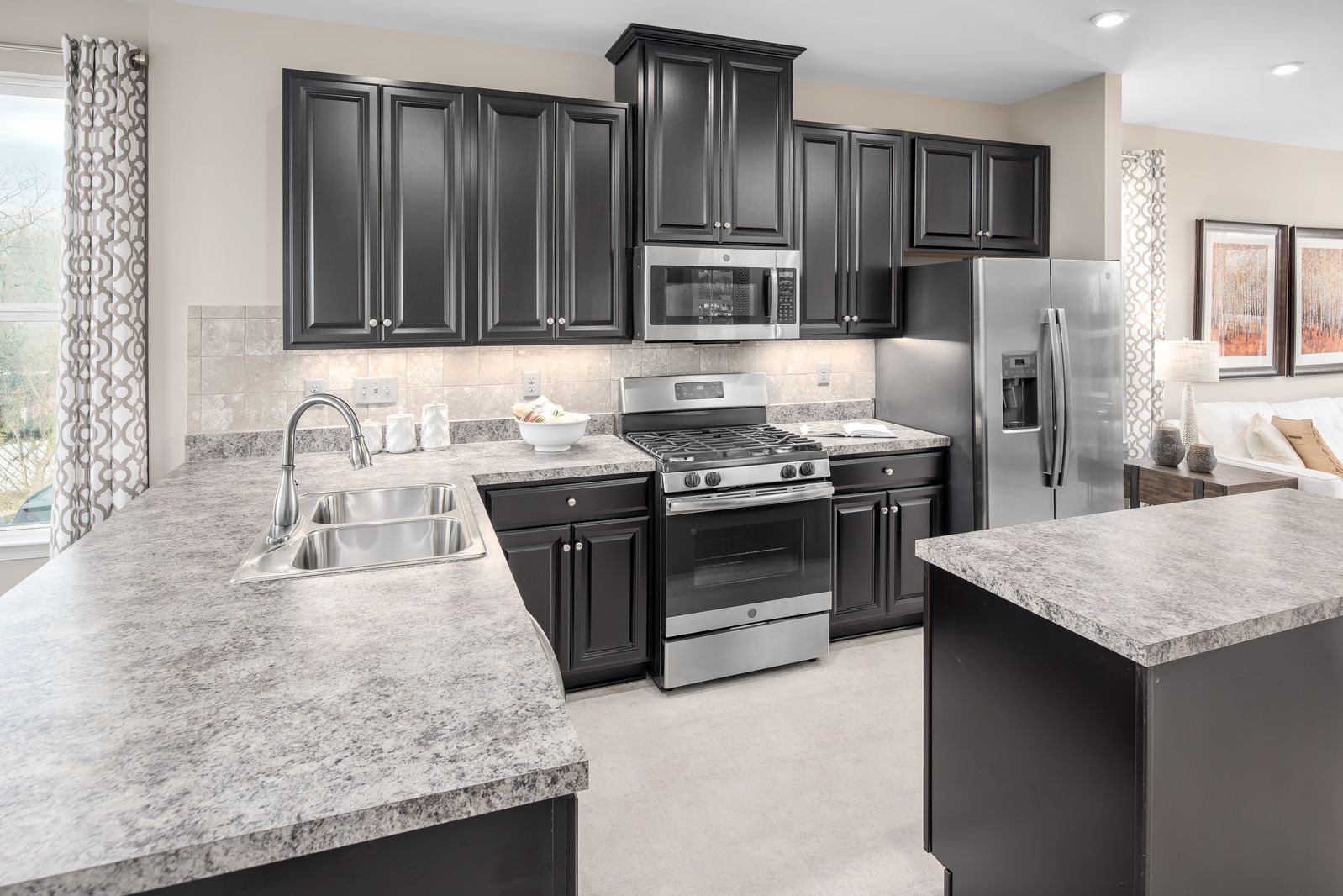 BEST PRICED NEW TOWNHOMES IN HOWARD COUNTY