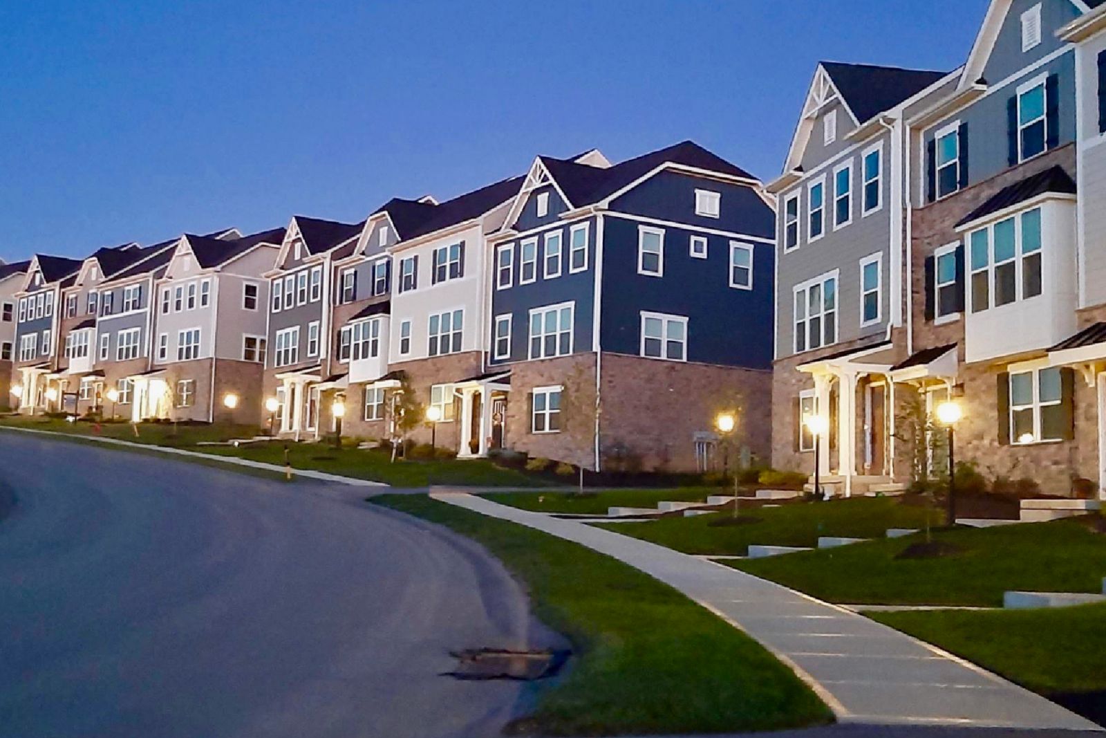 Welcome to The Townhomes at Middlesex Crossing