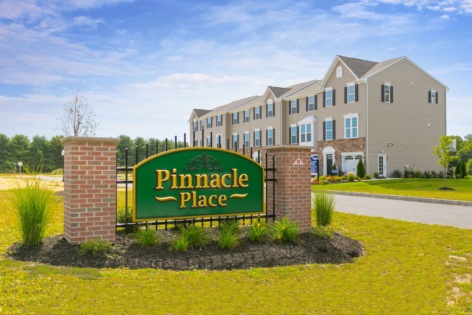 Welcome to Pinnacle Place