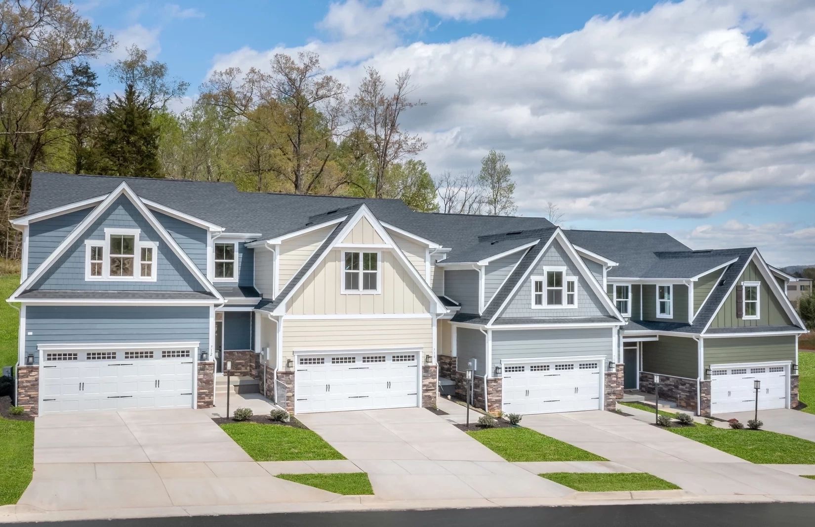Berkmar Overlook features brand new homes from the low $400s:Luxury Villas with 1st floor owner’s suite, 2-car garages, community park & no yard work. Convenient to Shops At Stonefield, UVA & Downtown Charlottesville! Click here to visit our model home!