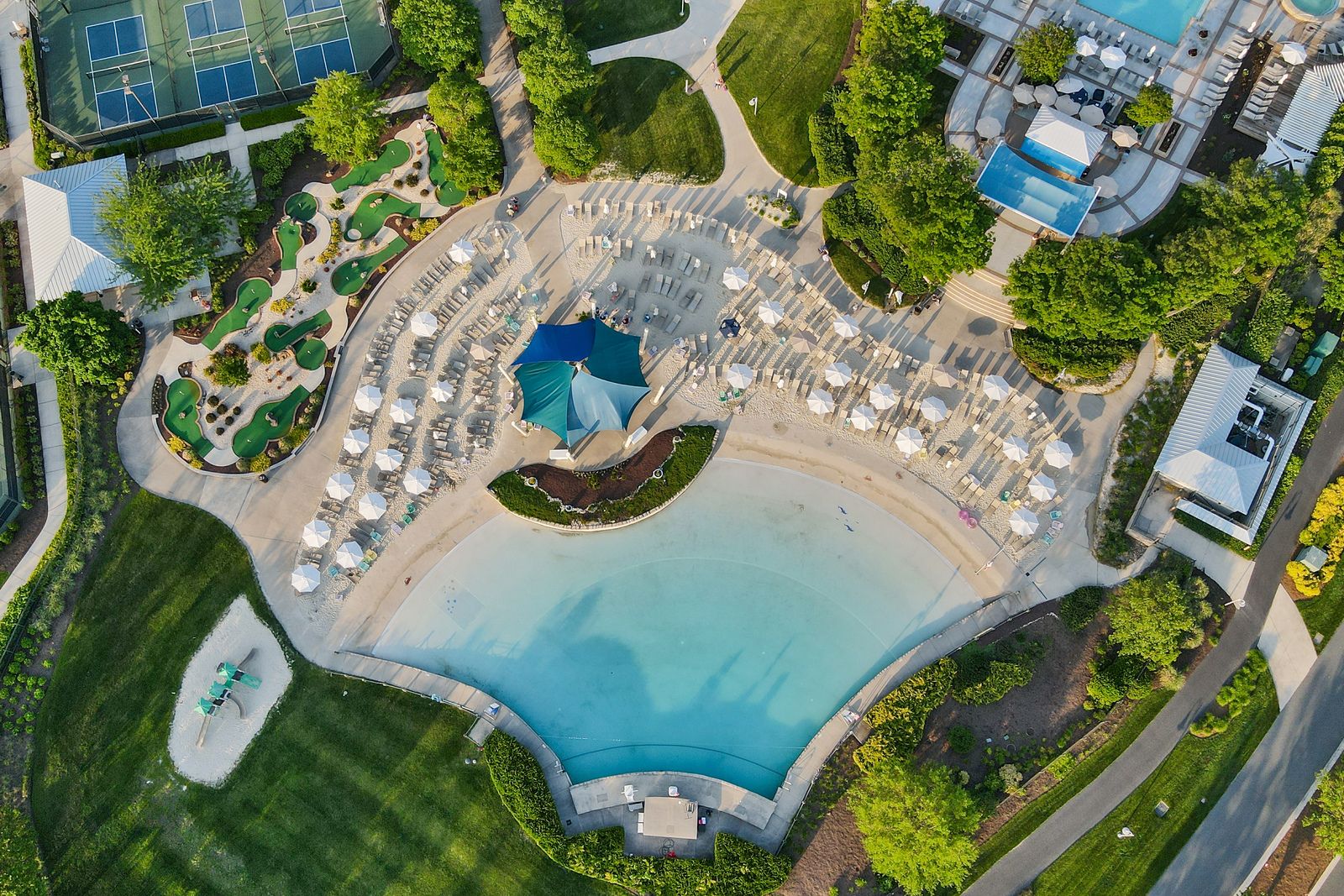 WELCOME TO THE PENINSULA SINGLE-FAMILY HOMES