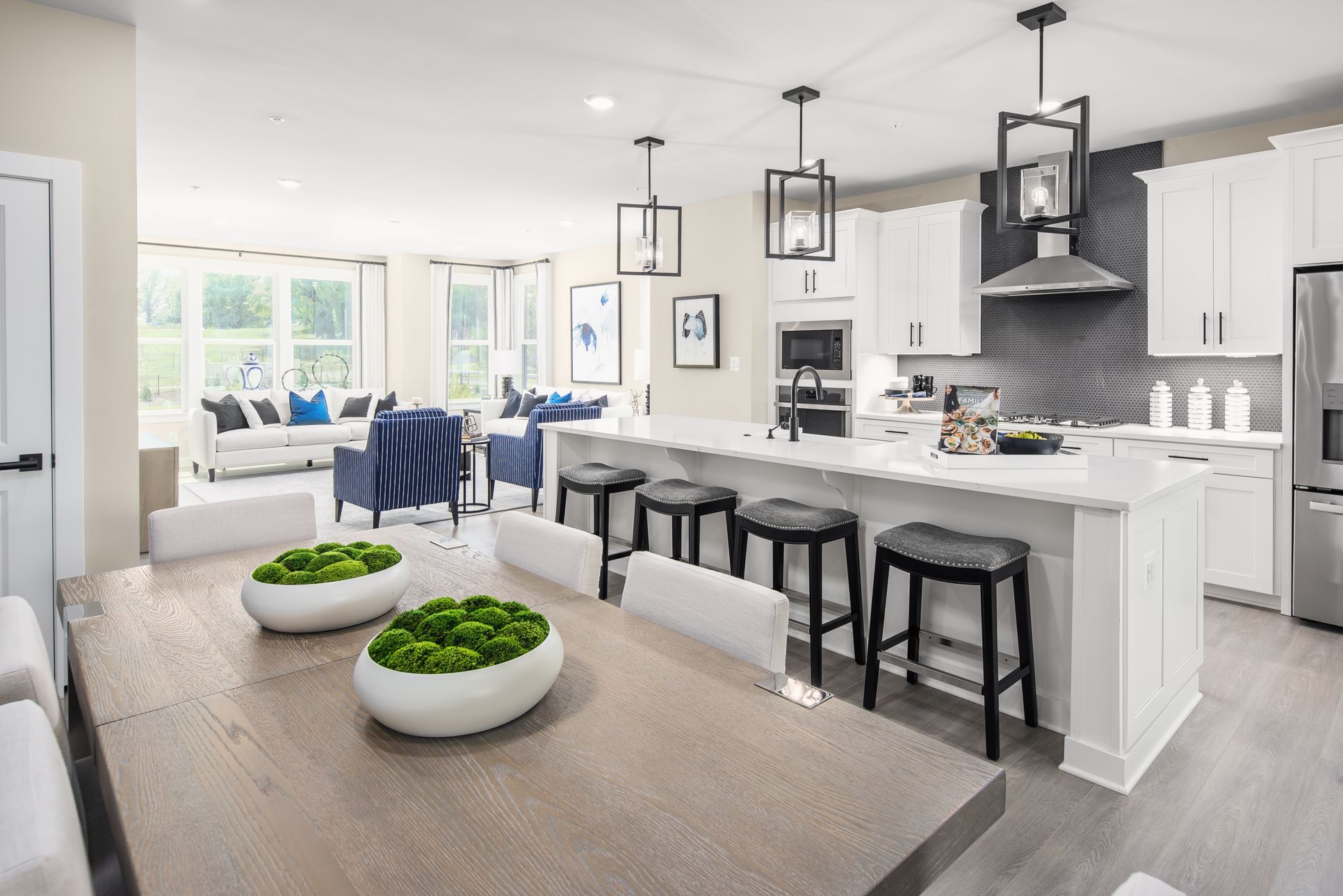 Exquisite New Homes Near the Shops of Hunt Valley:Introducing Longview Ridge, a private enclave of luxury townhomes featuring a low maintenance lifestyle near your favorite destinations within 10 miles of Baltimore City. Schedule a visit today!