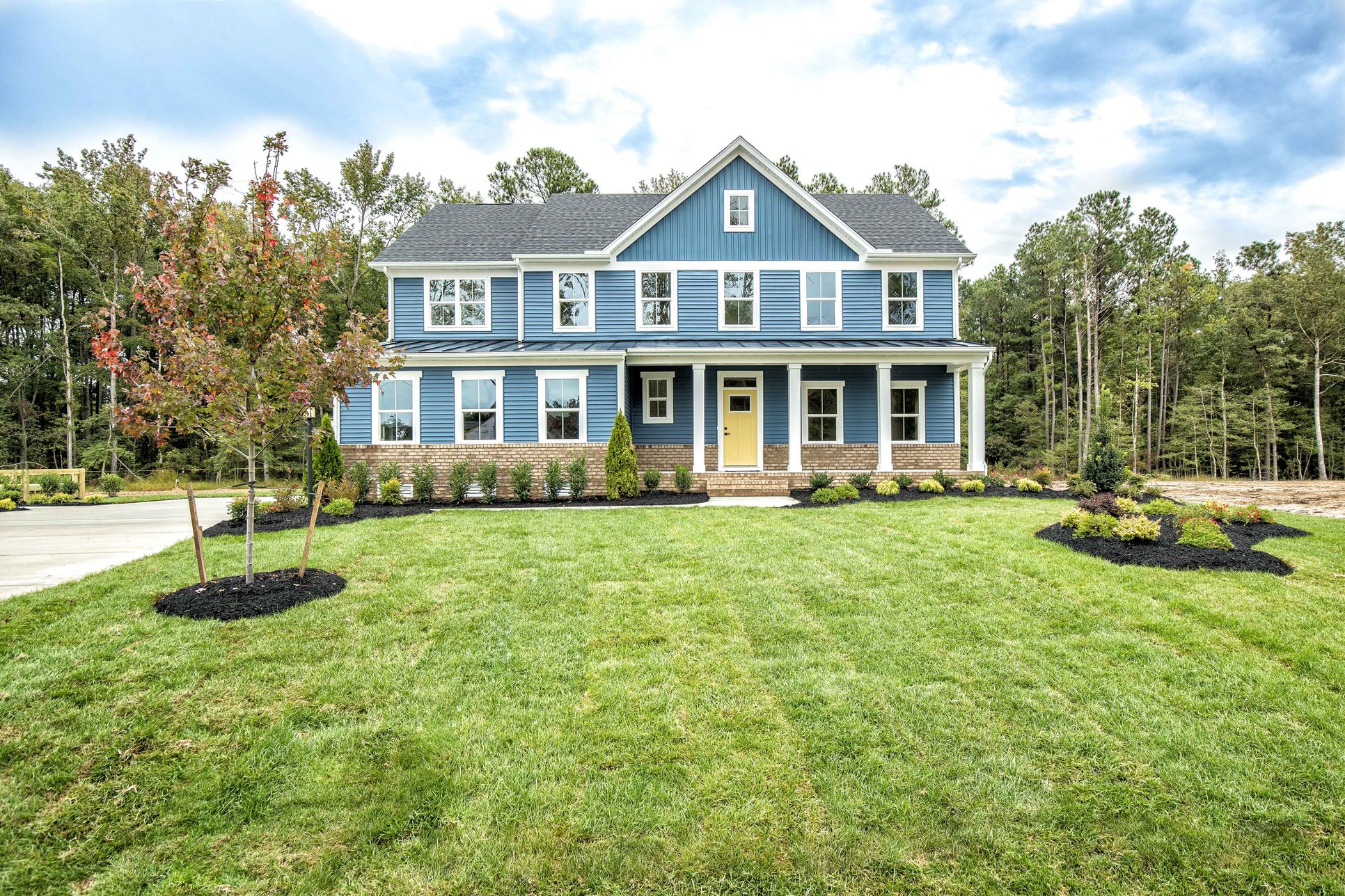 WELCOME TO WARRENTON CHASE - NEW SECTION NOW OPEN!:Brand new homes on 1/2 acre homesites in a charming community with amenities - less than 1 mile to downtown Warrenton shops & dining! Schedule your visit today.
