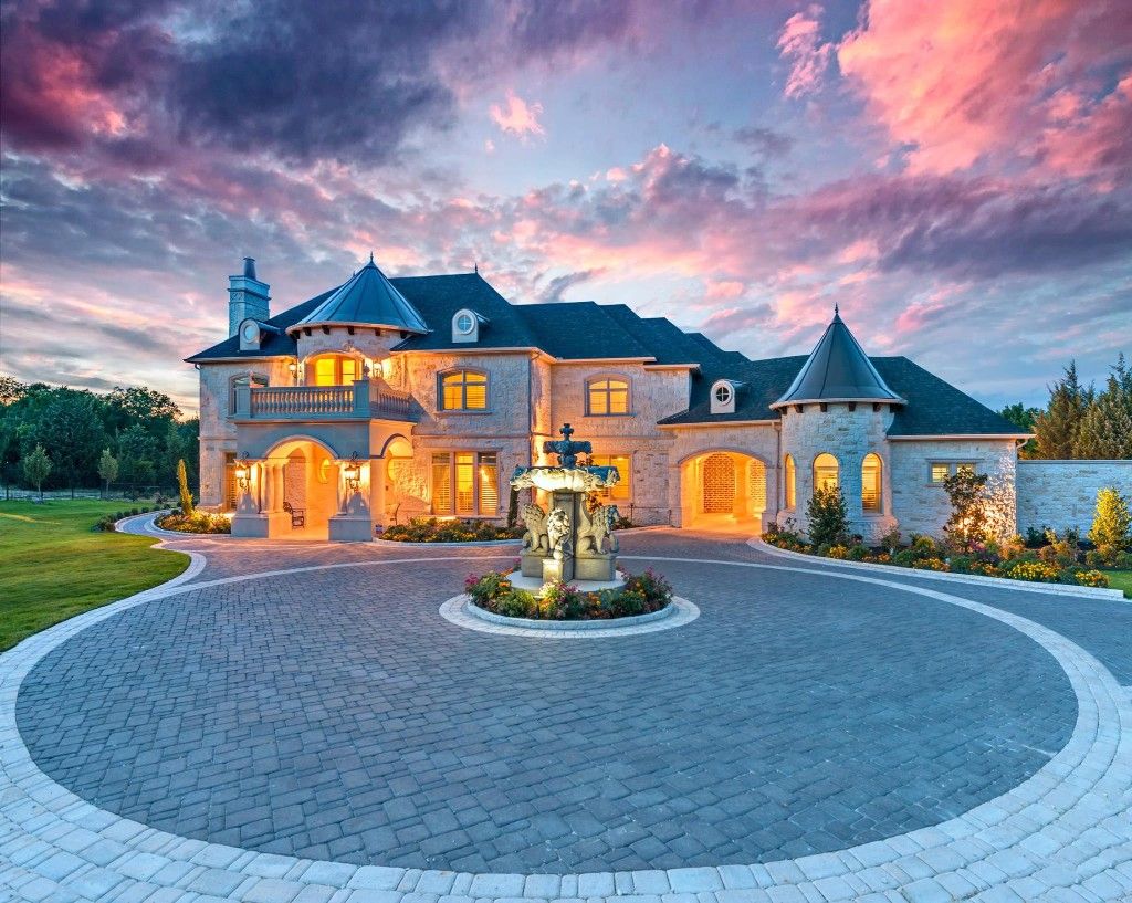 Oakcrest Custom Homes,75069