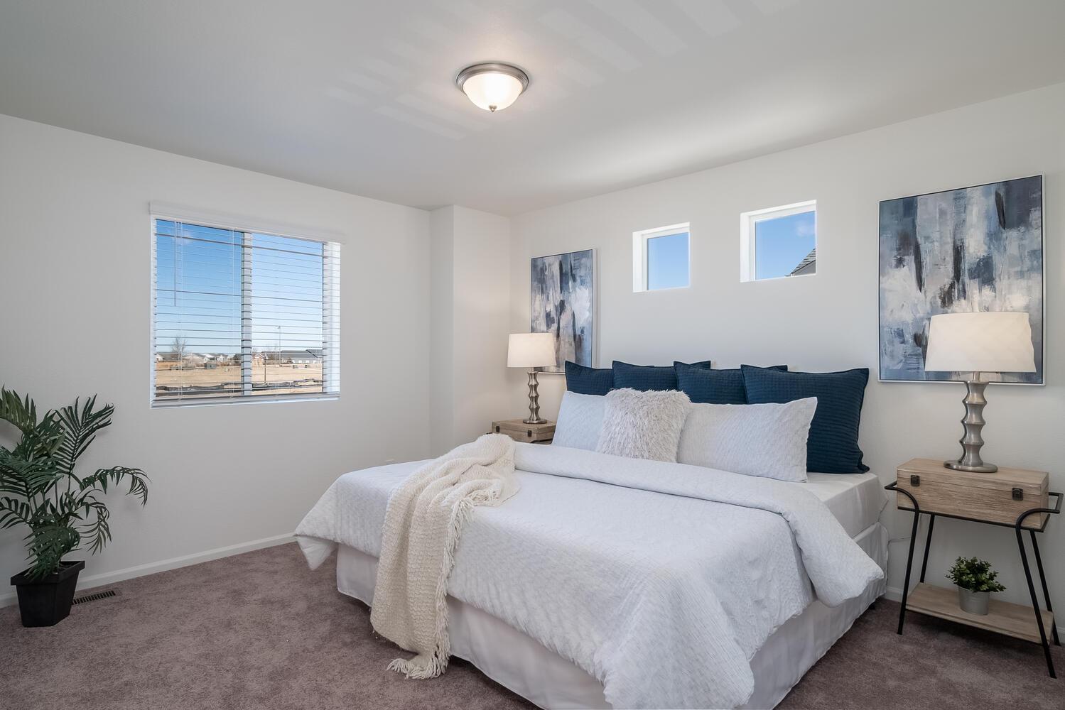 Moreno:bedroom
