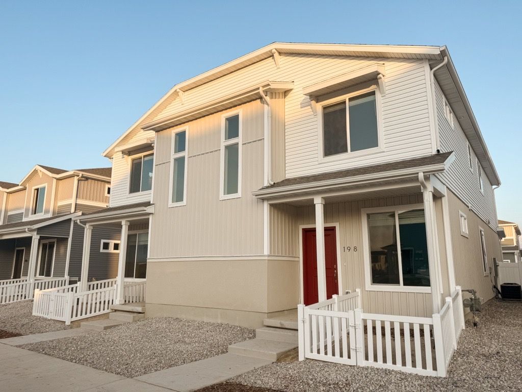 Alpine Exterior:A view of the Alpine exterior