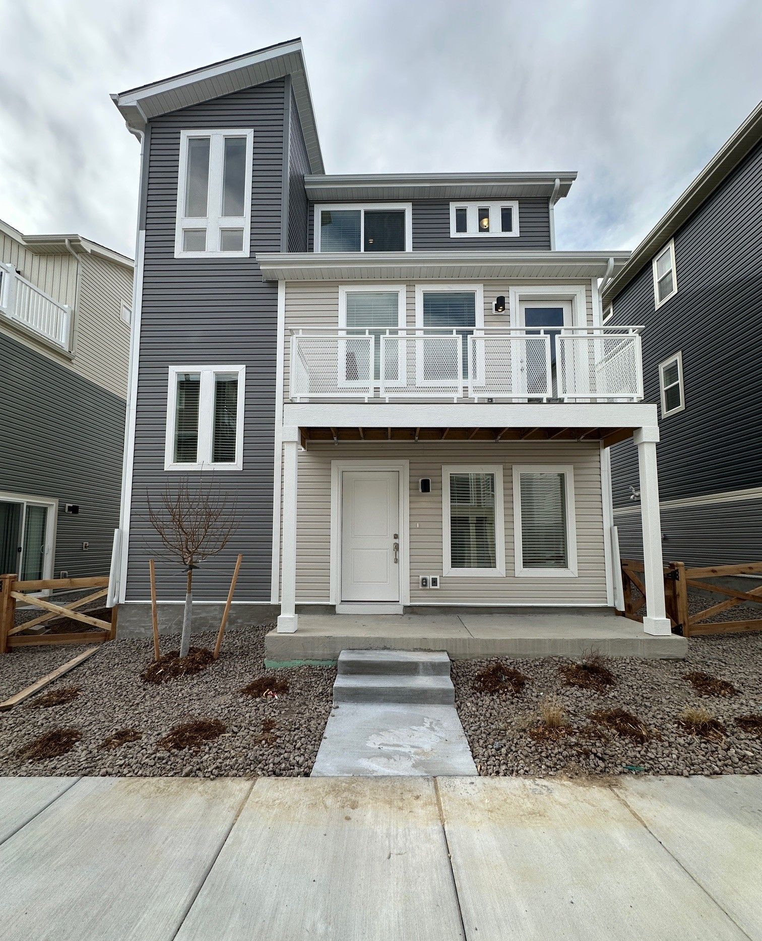 Rand:Front Porch