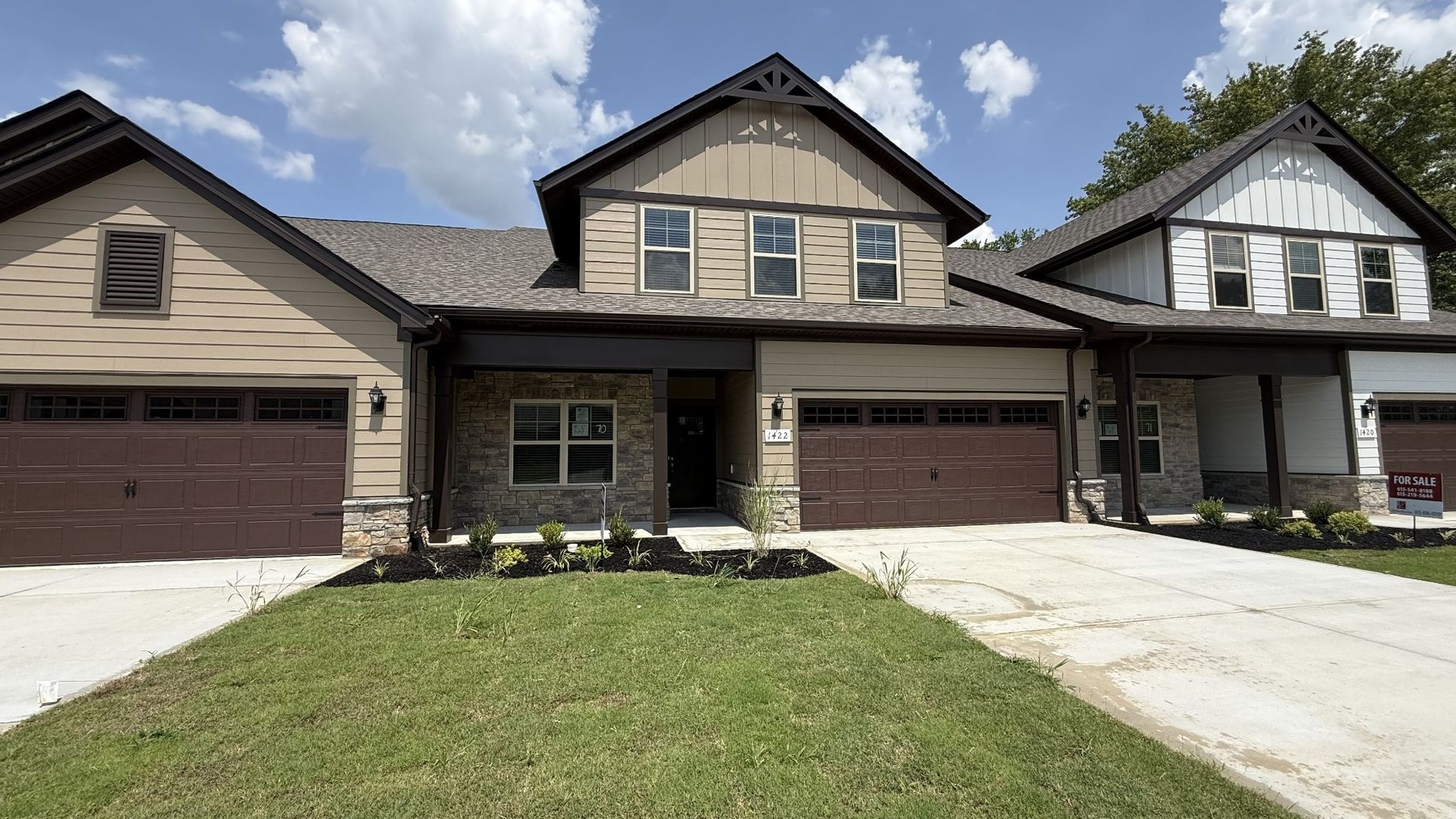 Exterior:File photo NEW unit 3/3, 2 car, 2 bedrms down/2 bath, 1 bedrm/bath up, great rm/kitchen, covered fr