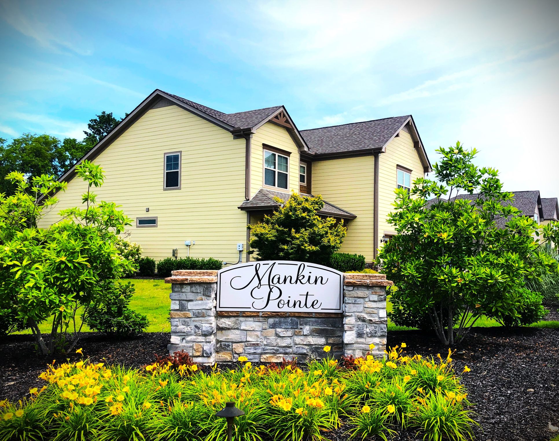 Model Home:Mankin Pointe
