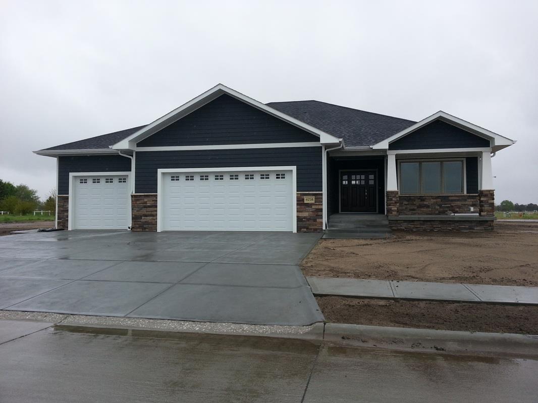 Oseka Homes,68801
