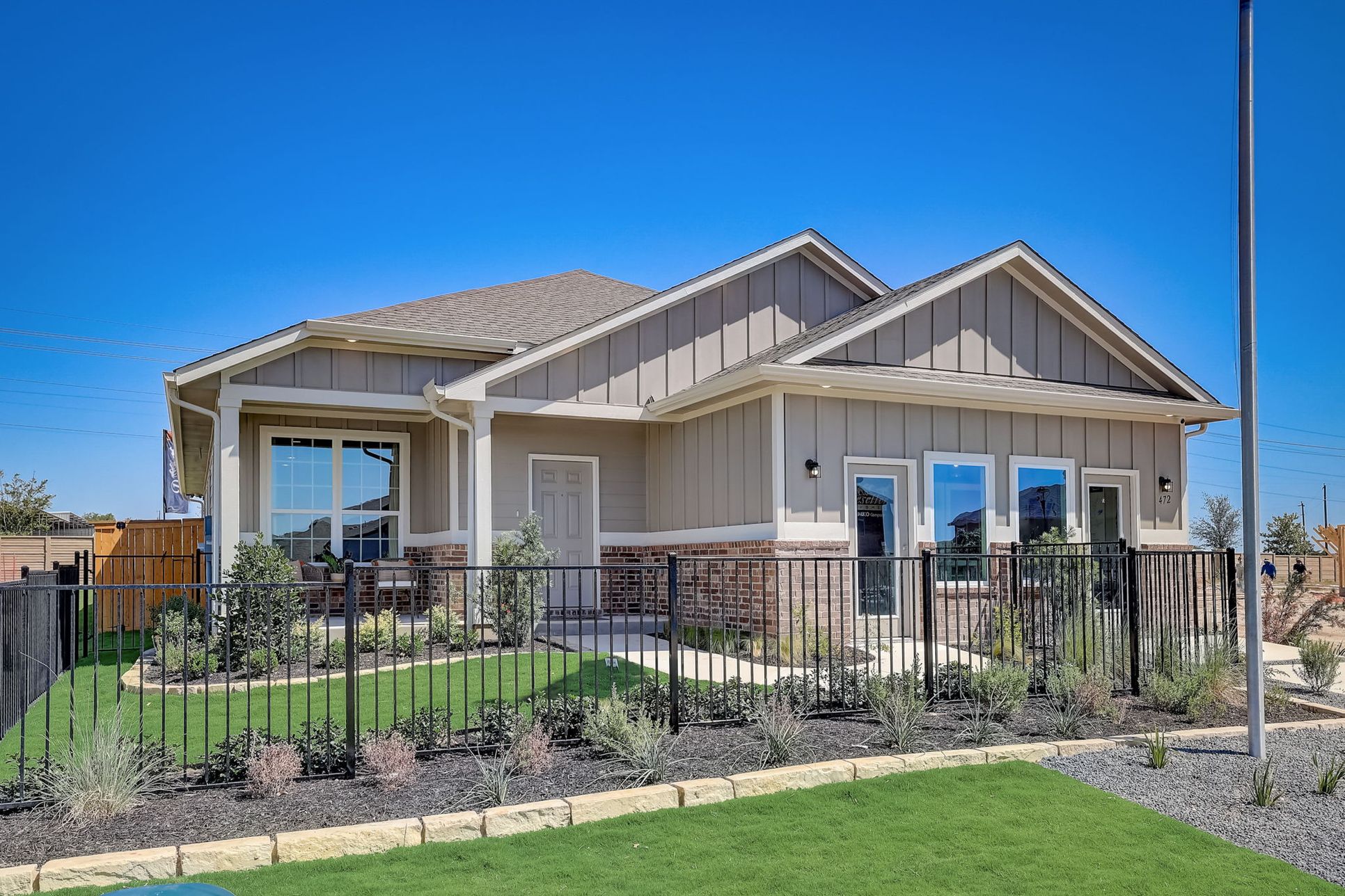 4-web-or-mls-Josey Wales Dr-004