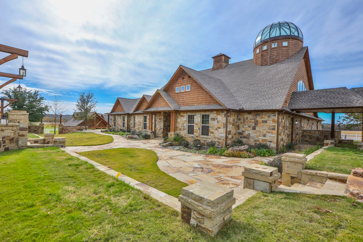 Patrick's Custom Homes,76092