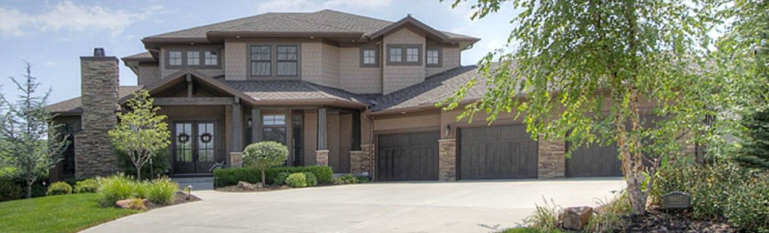 Pauli Homes,66216