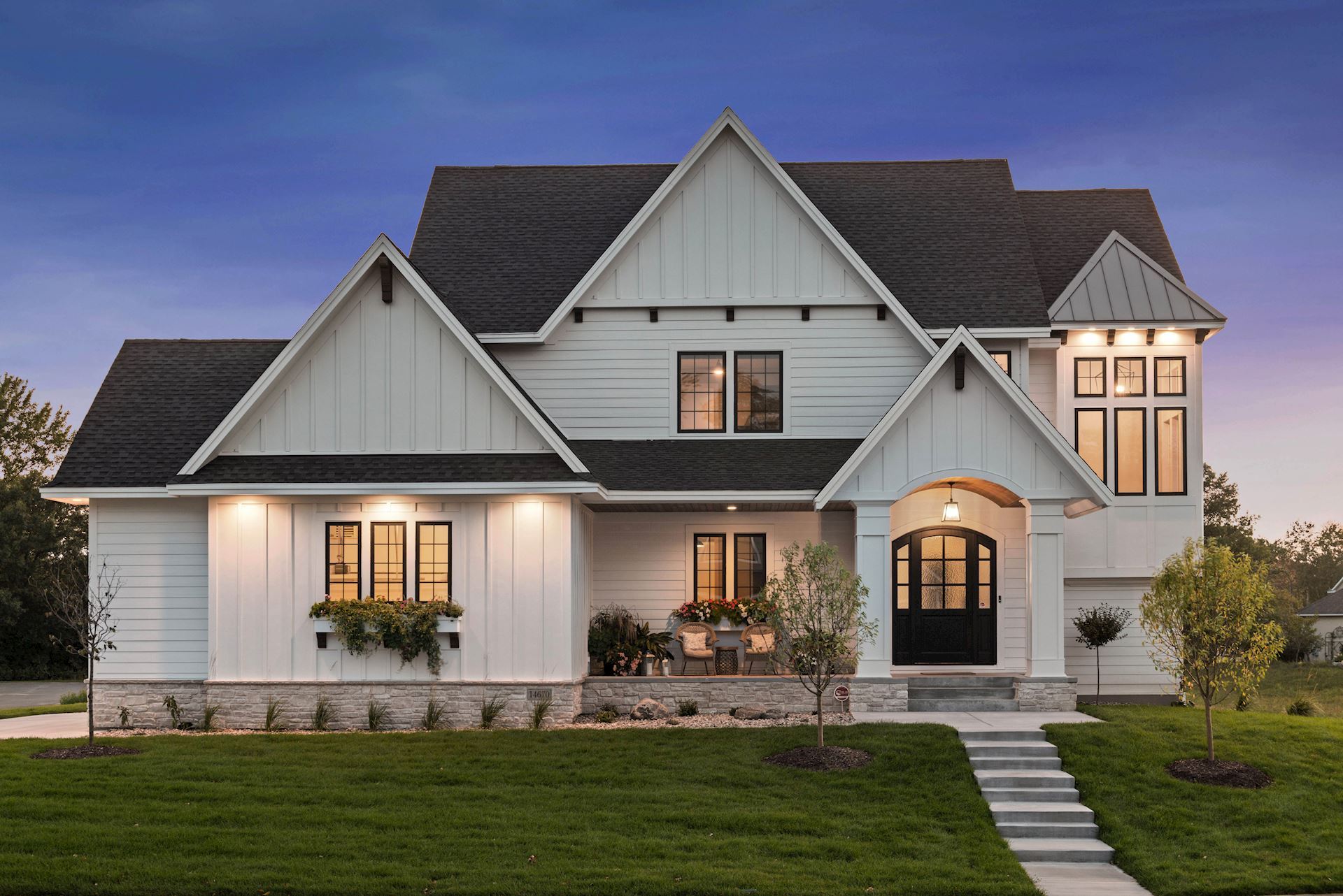 Pebble Creek Custom Homes,55378