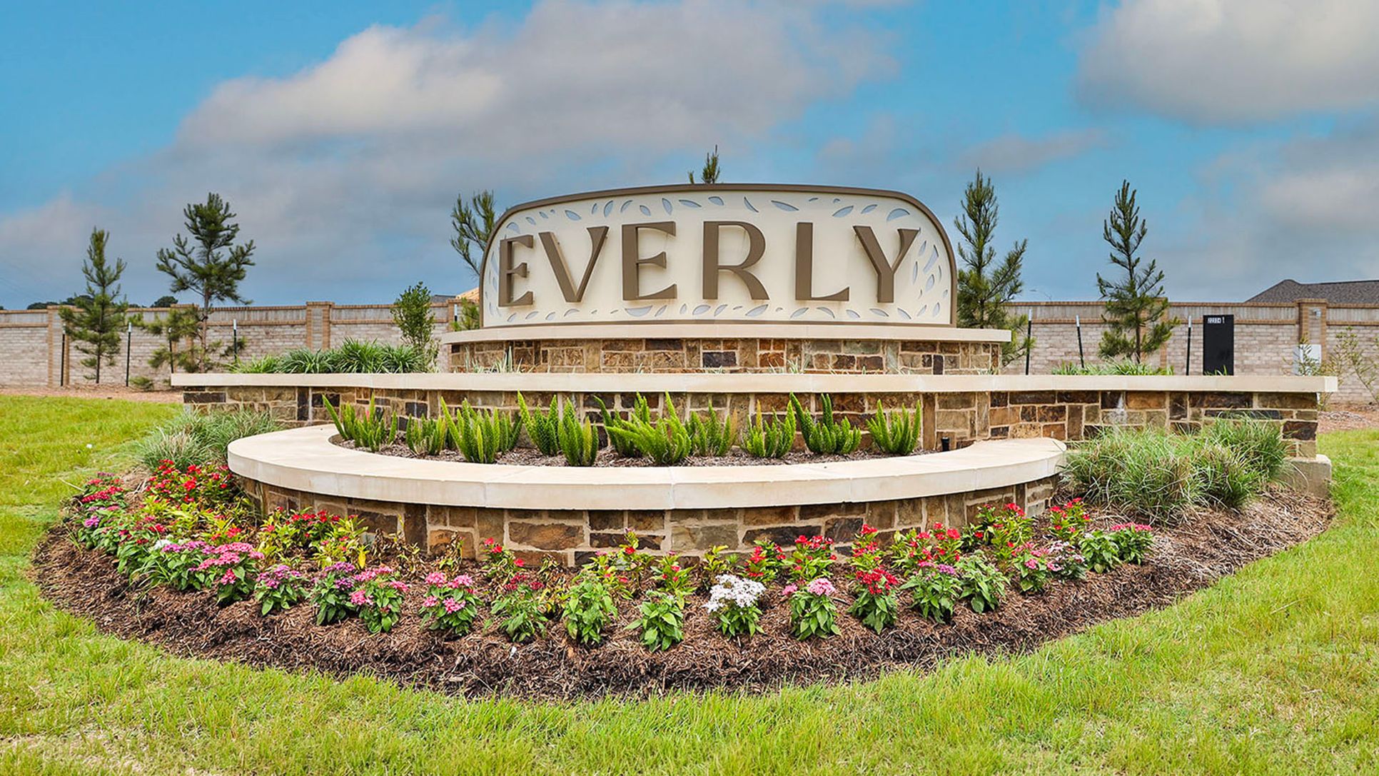 Everly 45',77447