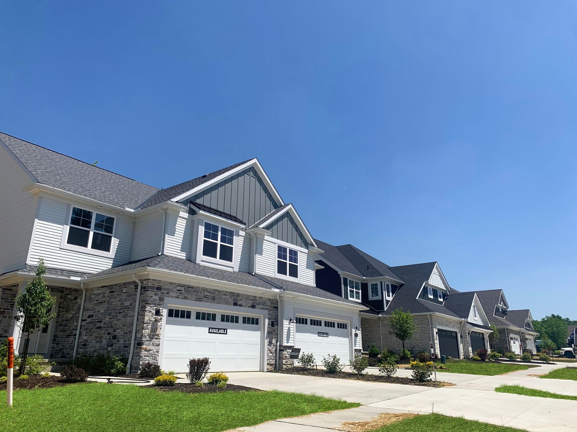 Villas at City Center,44147