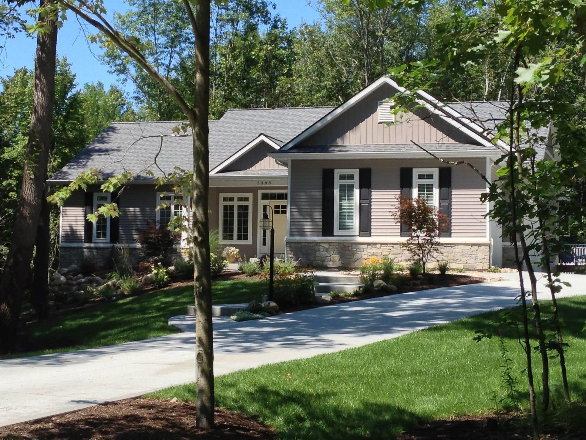 Pine Creek Construction,49423