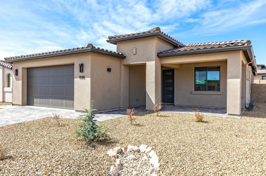 Pronghorn Homes,86315