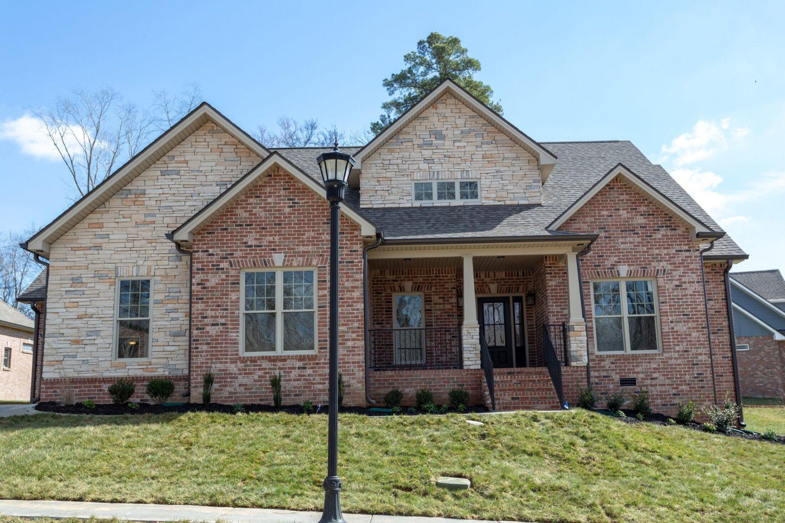 Providence Builders,37040