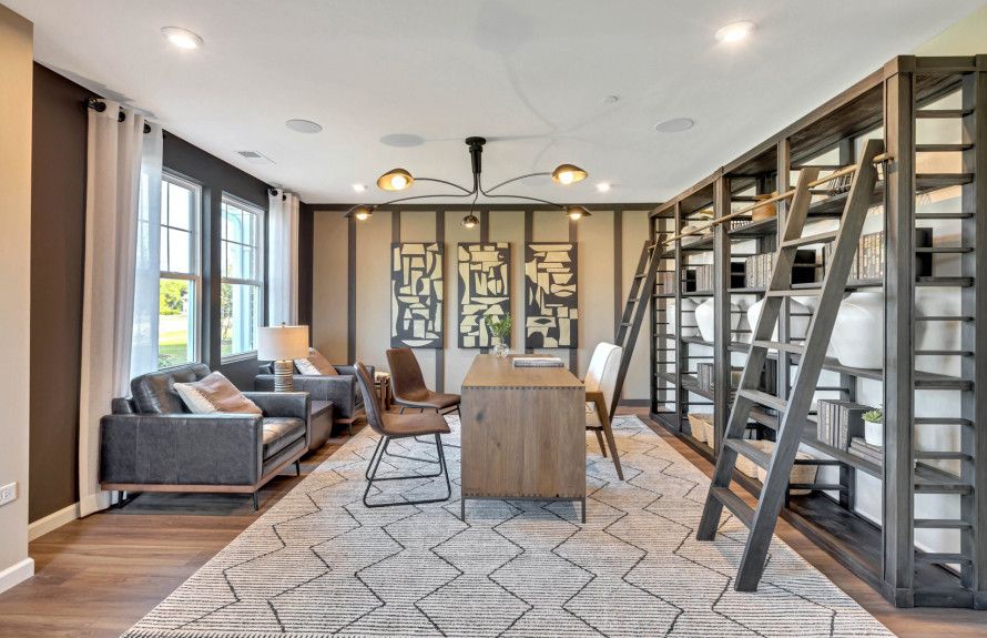 Flex Rooms/Home Offices