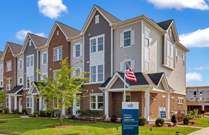 Highwood:Townhome Exterior