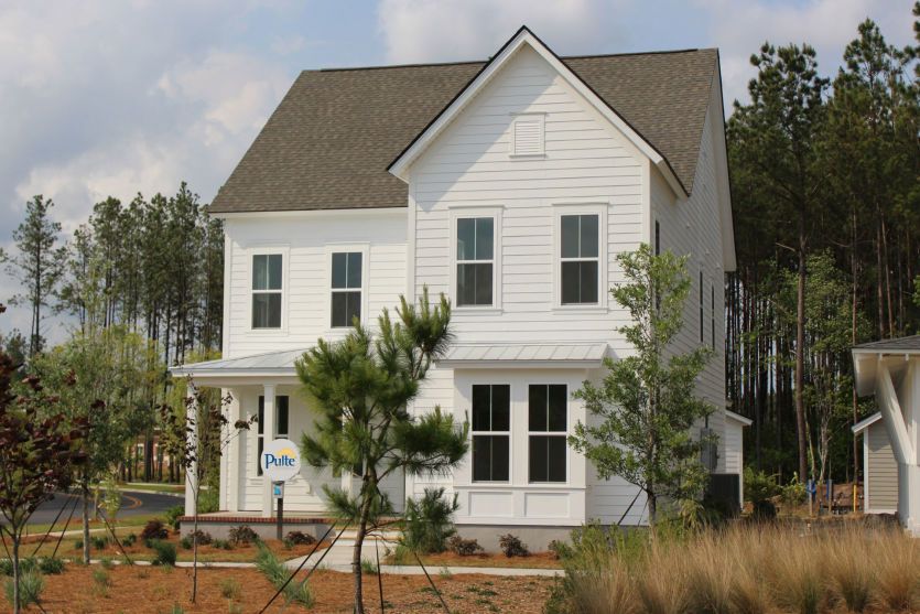 Poplar:Poplar Exterior