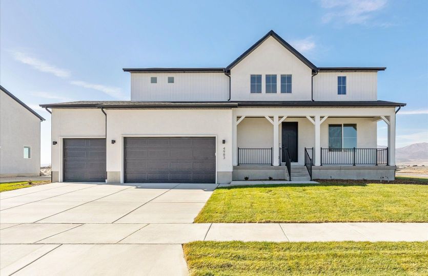 Exterior:Stunning Exterior Design