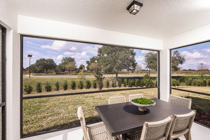 Pinecrest:Covered Lanai