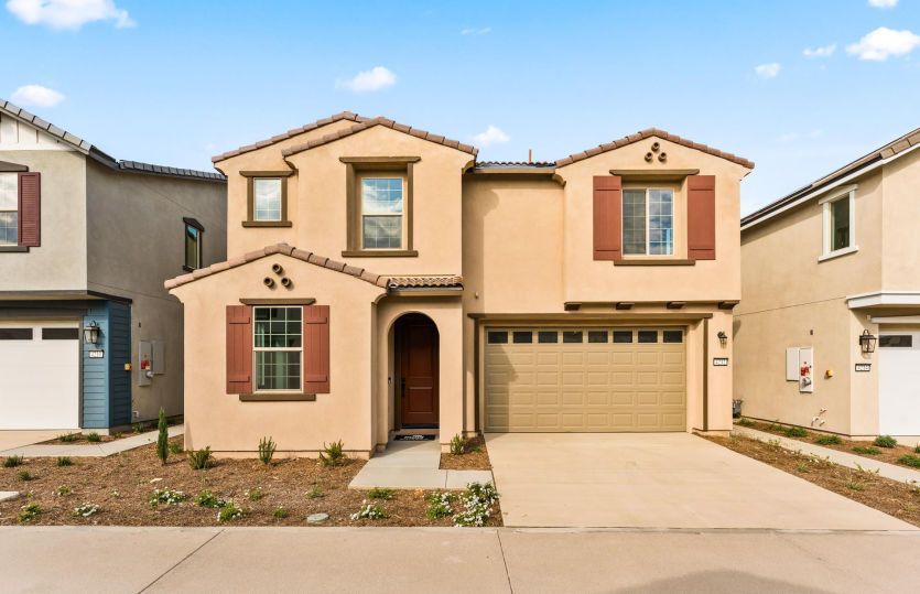 Exterior:Front Exterior