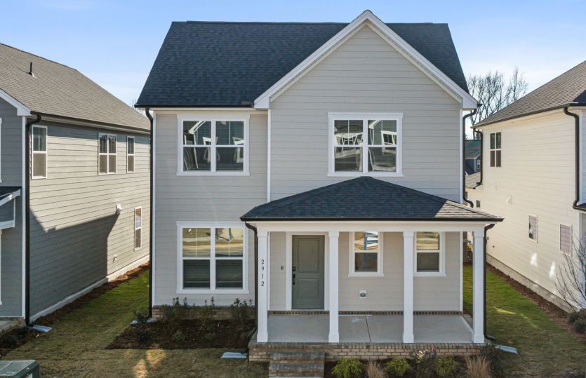 Exterior:Richton #100 - Elevation LC203