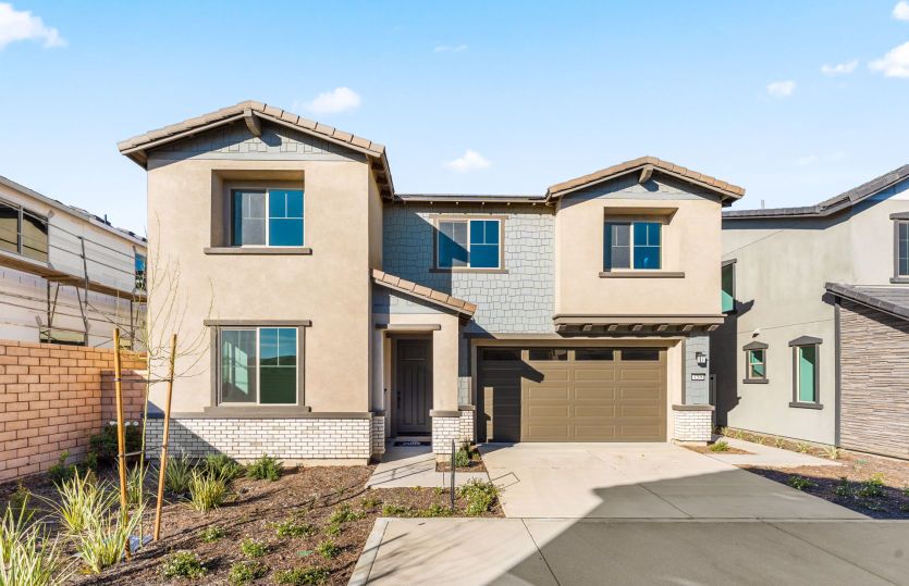 Exterior:Homesite 20