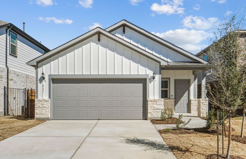 Exterior:Front Exterior