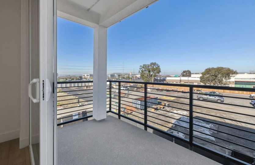 Exterior:Patio balcony off gathering room