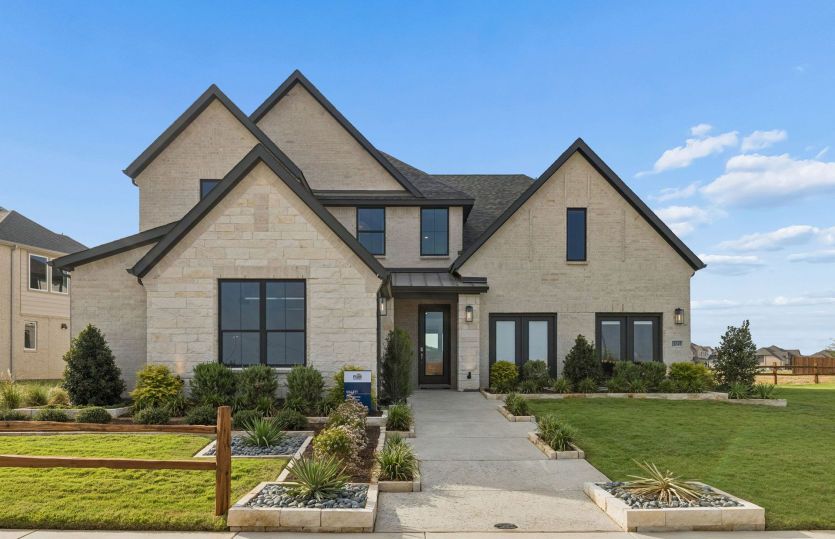 Gillett:The Gillett, a two story home with a 2 car garage