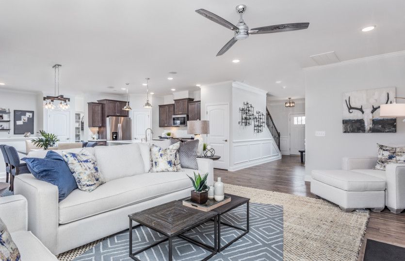 Exterior:Spacious Gathering Room