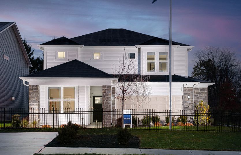 Exterior:Fifth Avenue Home Design