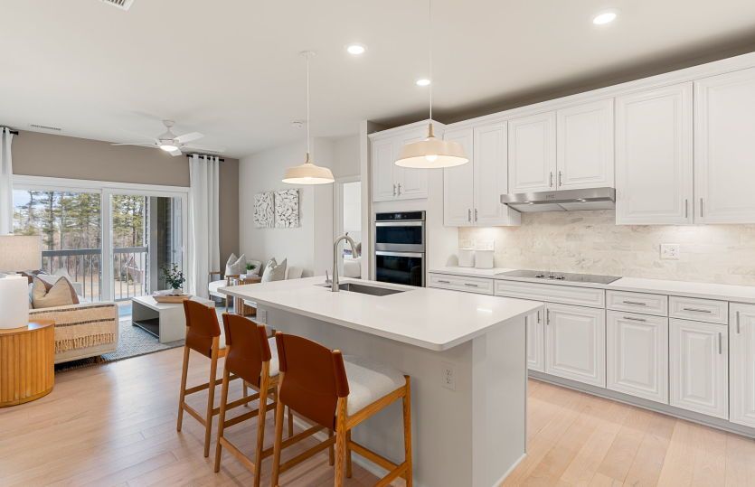 Hayden:Spacious Kitchen