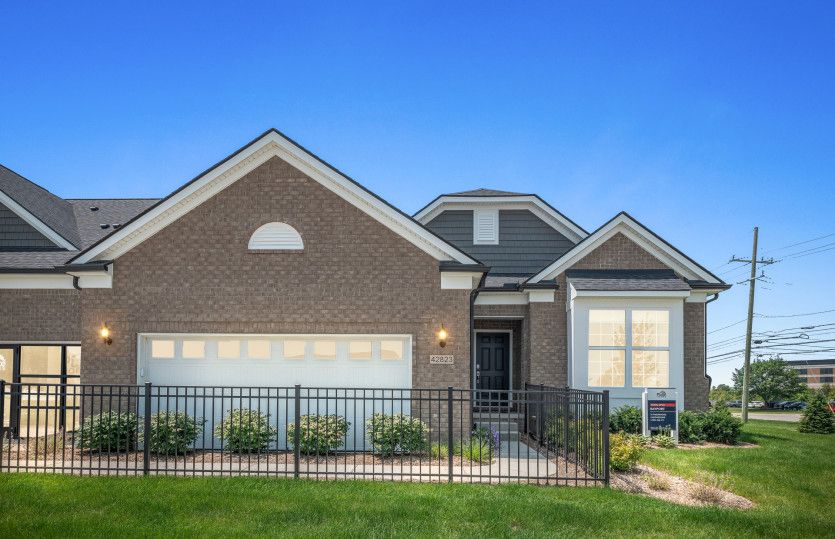 Bayport with Basement:Home Exterior 3