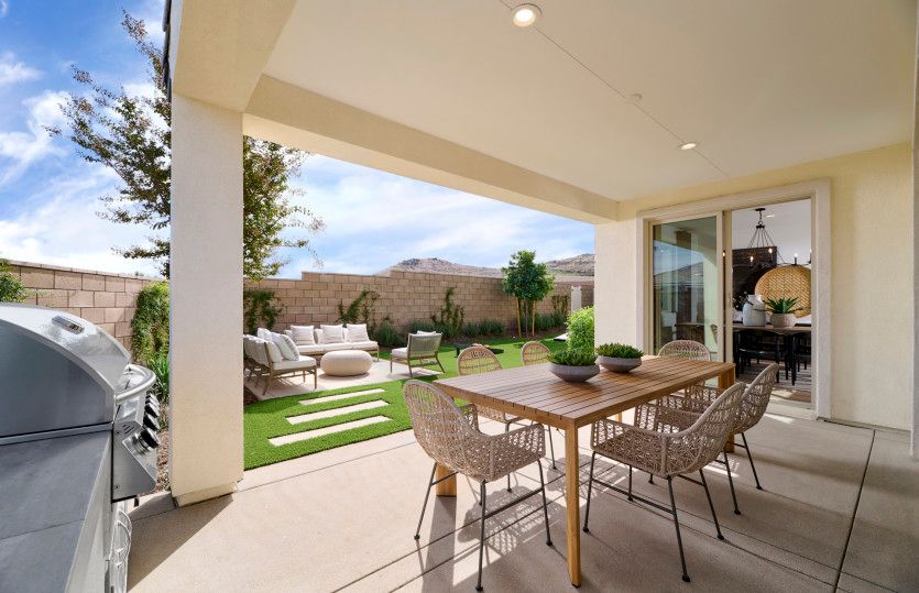 Oxford:Covered Patio