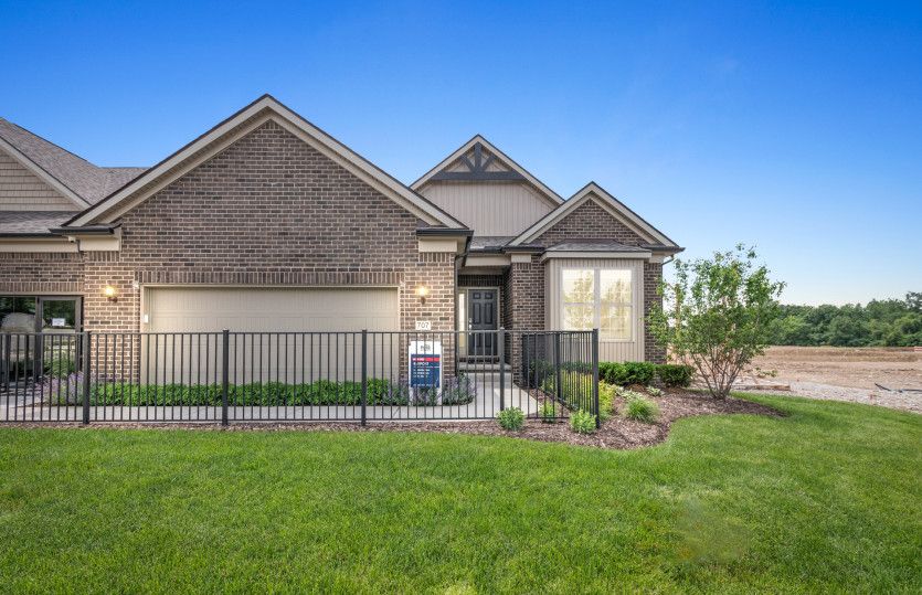 Bayport with Basement:Home Exterior 6
