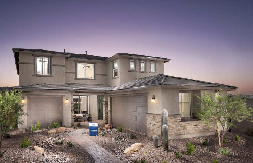 Exterior:Pulte Homes in Glendale, AZ