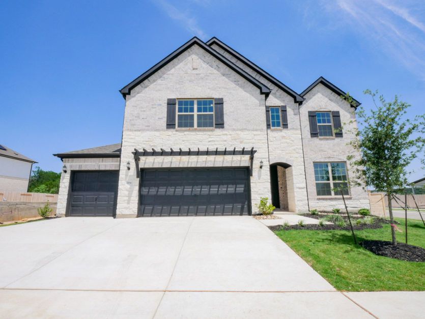 Exterior:Front Exterior