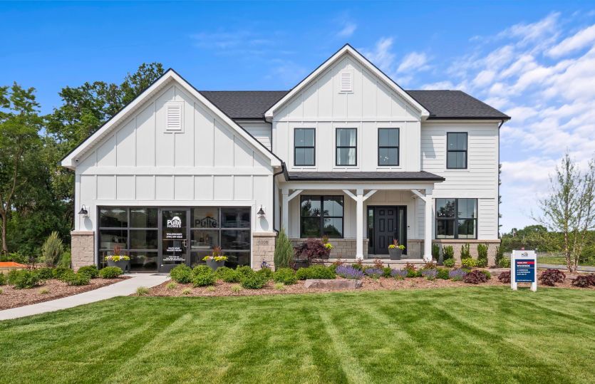 Woodside:Home Exterior HR2F